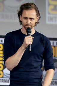 Tom Hiddleston Tom Hiddleston